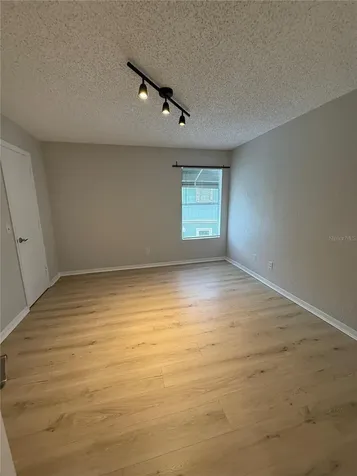 5160 Conroy Road Orlando FL 32811