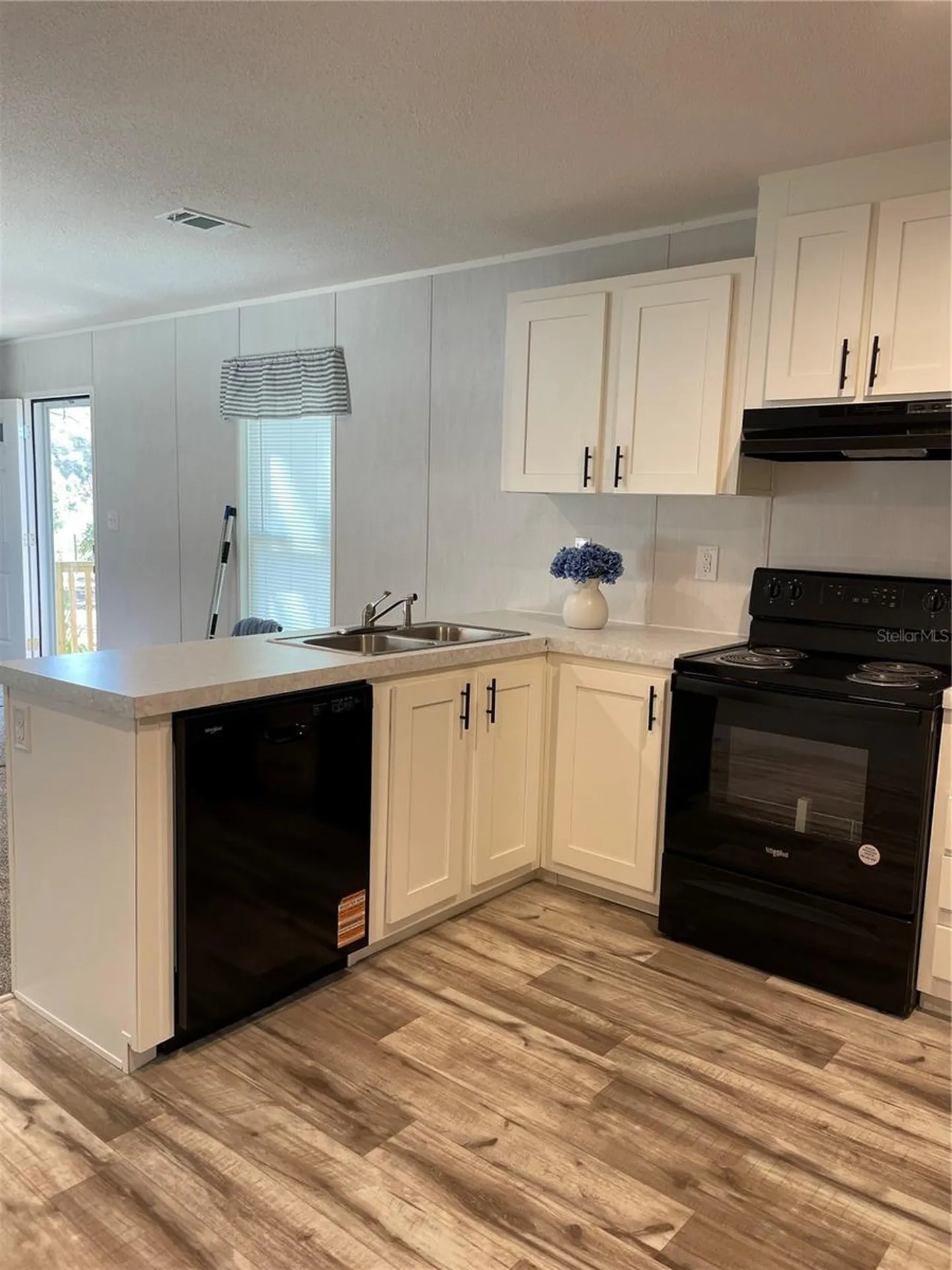 7697 NW 165th Street Trenton FL 32693