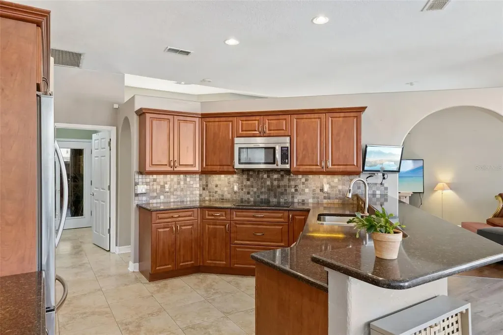 8041 Monier Way Orlando FL 32835