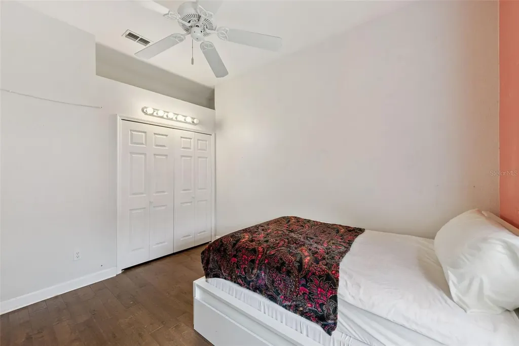 8041 Monier Way Orlando FL 32835