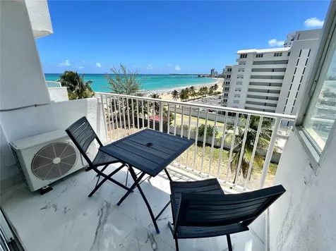 4837 Ave Isla Verde Carolina PR 00979