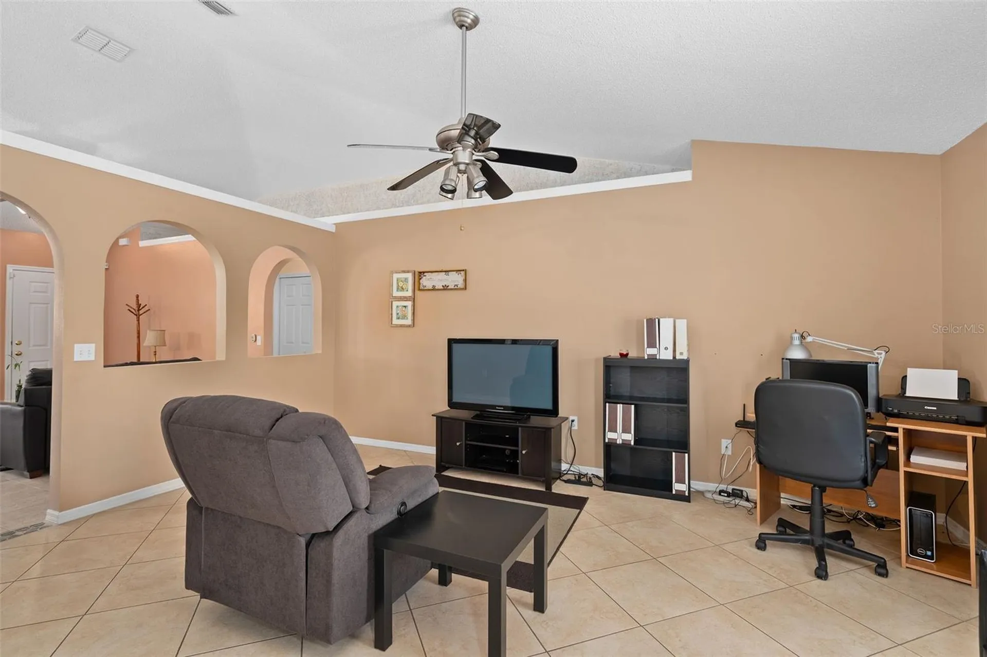1 Miramar Way Kissimmee FL 34758