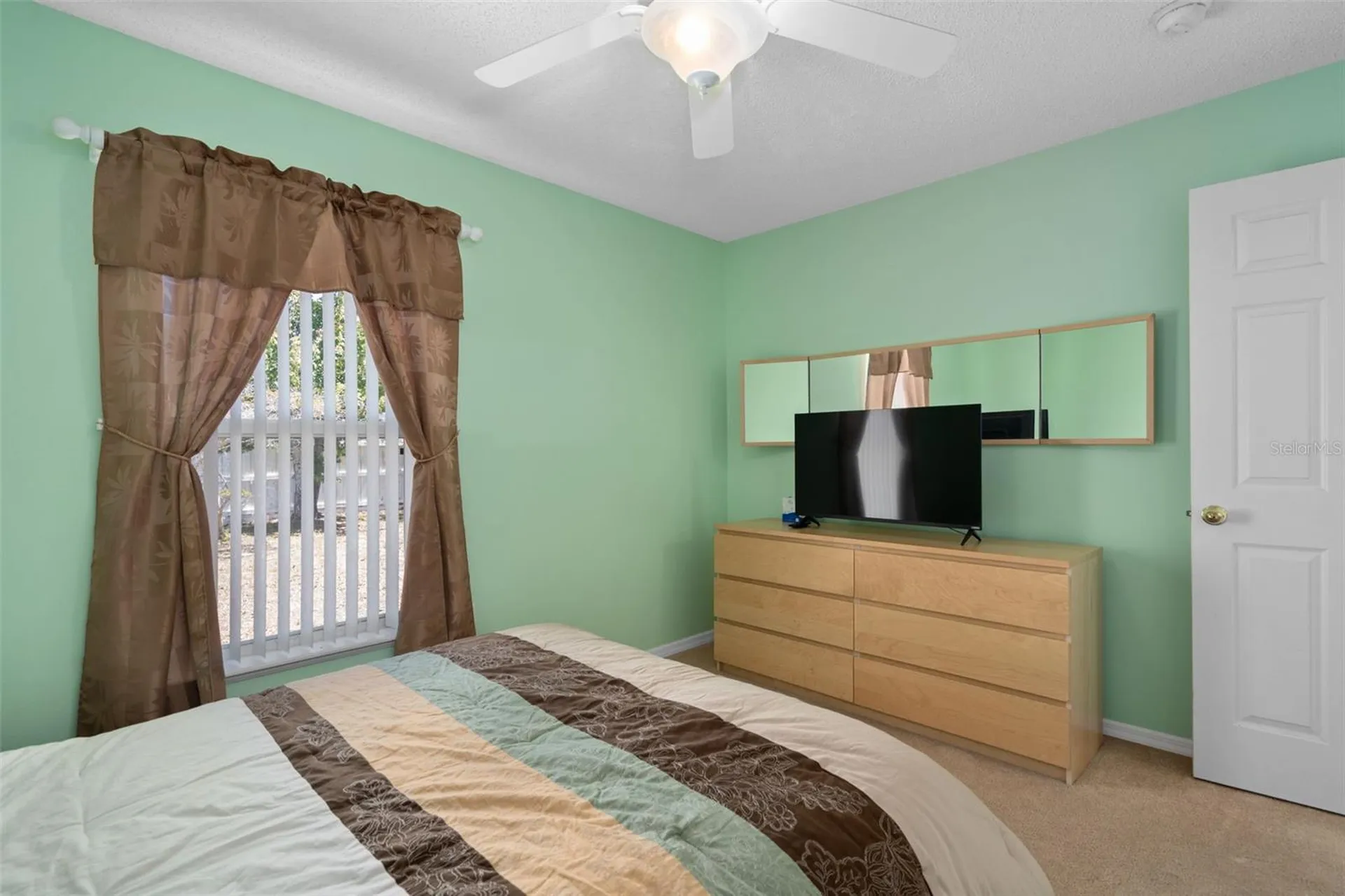 1 Miramar Way Kissimmee FL 34758