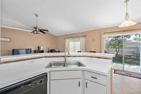 1 Miramar Way Kissimmee FL 34758