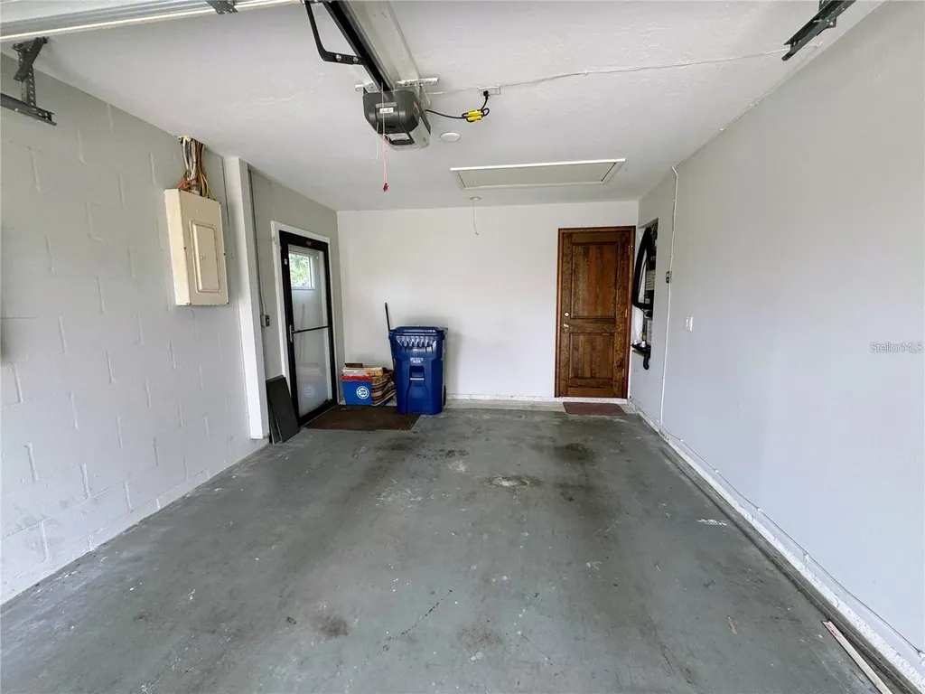 5033 Vivienda Way Sarasota FL 34235