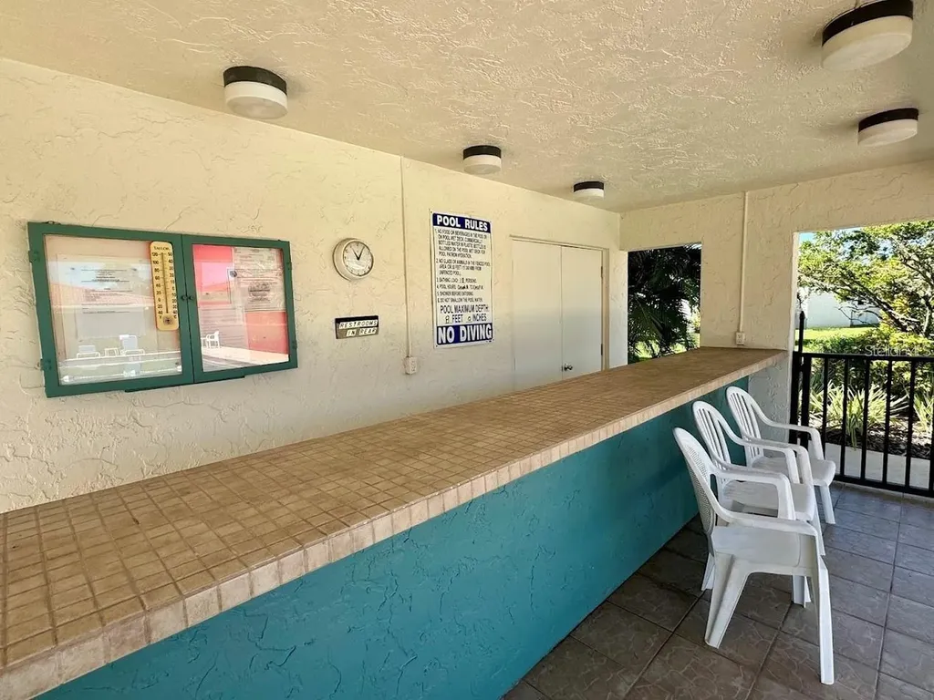 5033 Vivienda Way Sarasota FL 34235