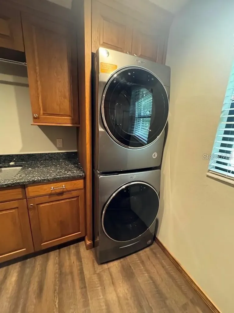 5033 Vivienda Way Sarasota FL 34235