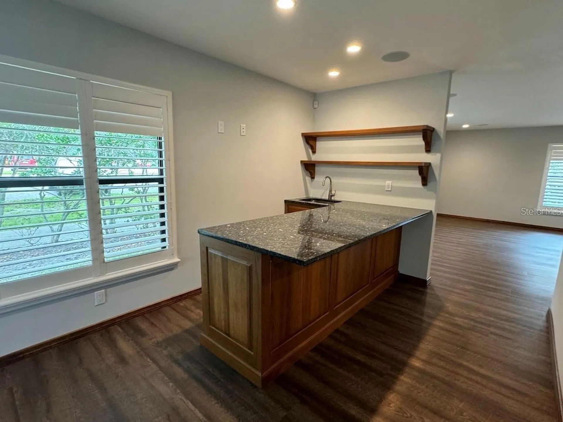 5033 Vivienda Way Sarasota FL 34235