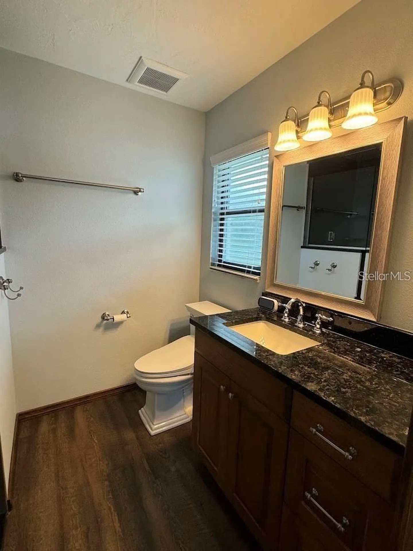 5033 Vivienda Way Sarasota FL 34235
