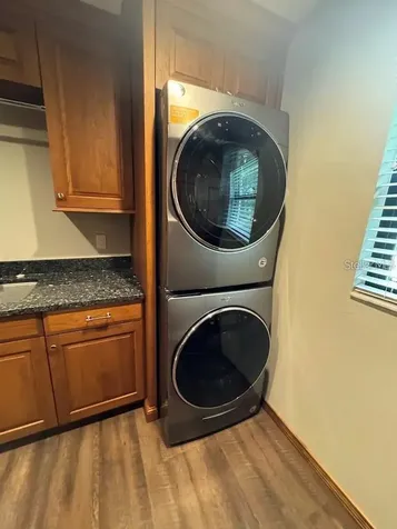 5033 Vivienda Way Sarasota FL 34235