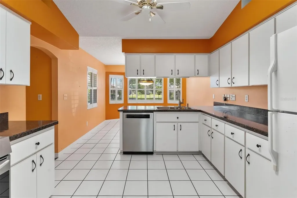 21905 King Alfred Street Leesburg FL 34748
