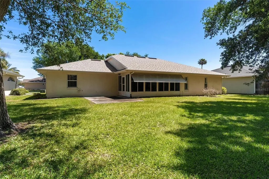 21905 King Alfred Street Leesburg FL 34748