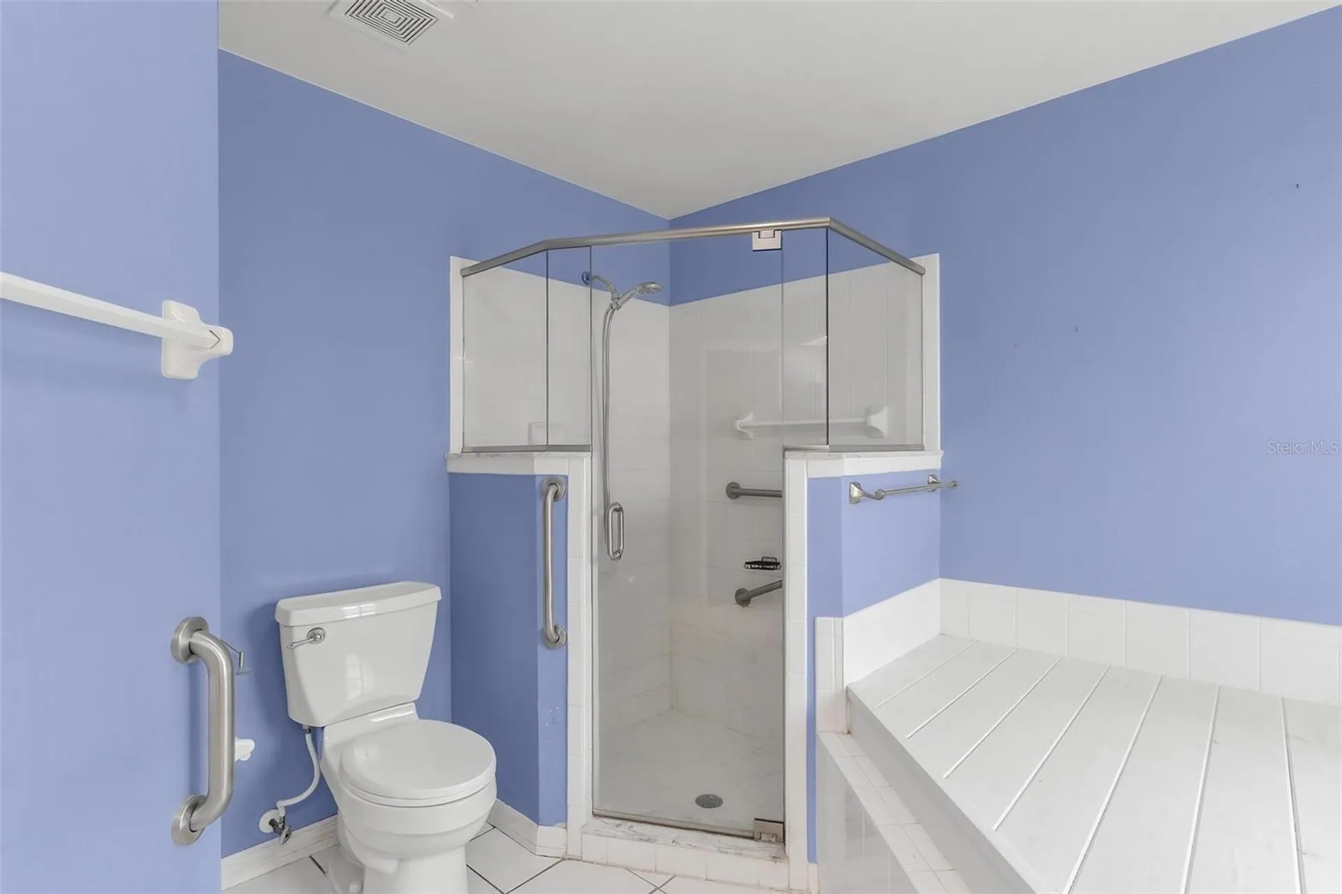 21905 King Alfred Street Leesburg FL 34748