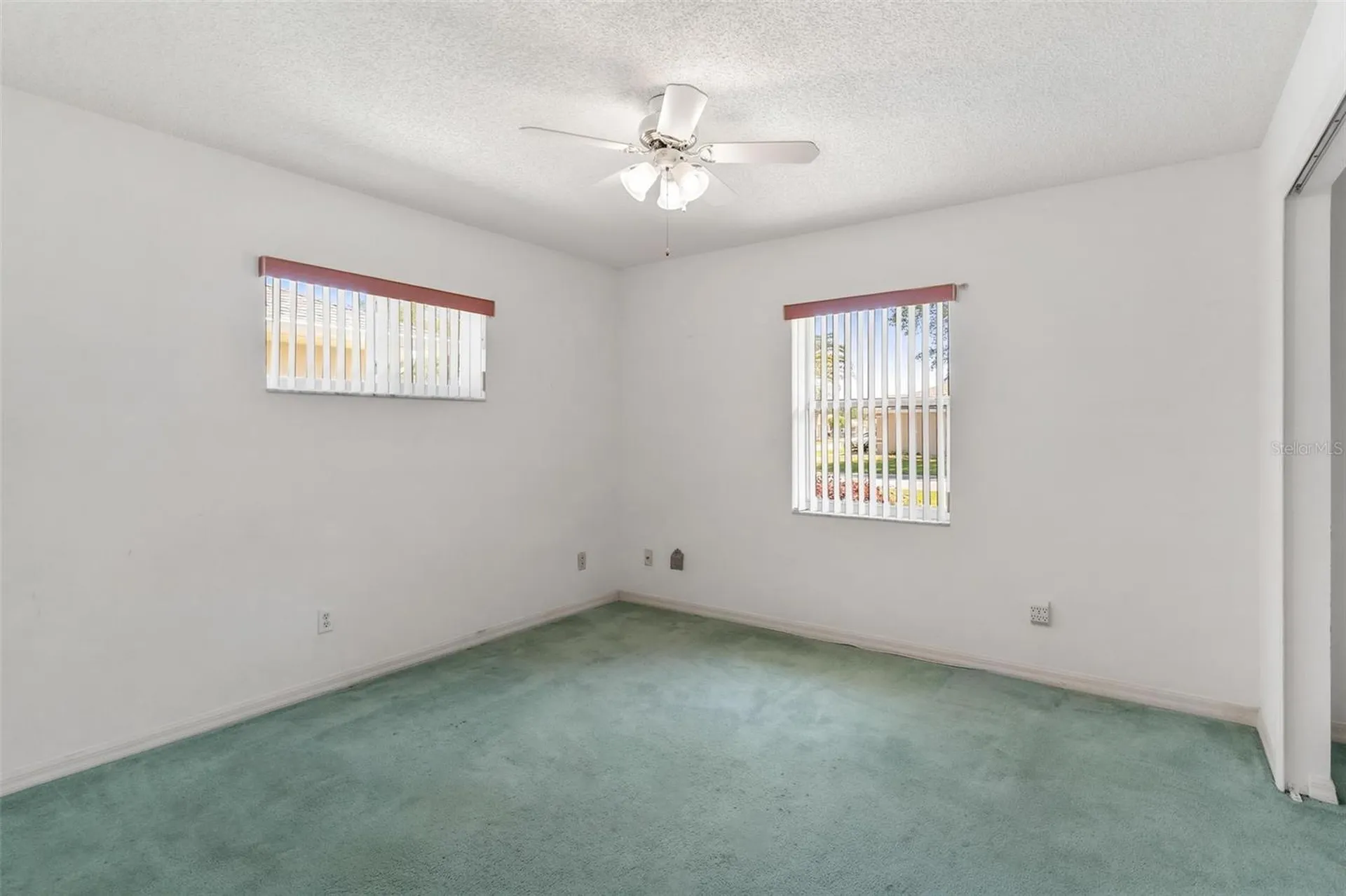 21905 King Alfred Street Leesburg FL 34748