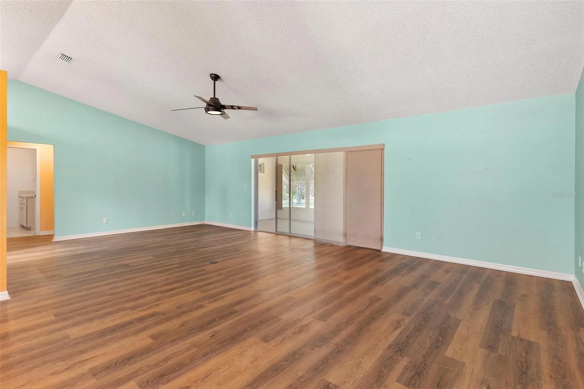 21905 King Alfred Street Leesburg FL 34748