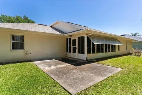 21905 King Alfred Street Leesburg FL 34748