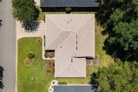21905 King Alfred Street Leesburg FL 34748