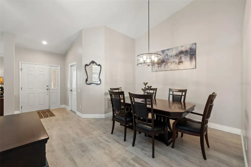 9403 Willow Cove Court Tampa FL 33647