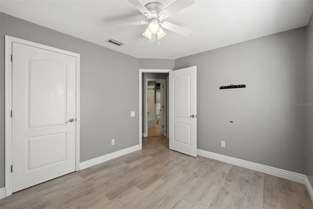 9403 Willow Cove Court Tampa FL 33647