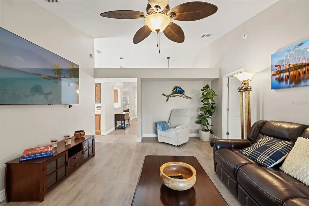 9403 Willow Cove Court Tampa FL 33647