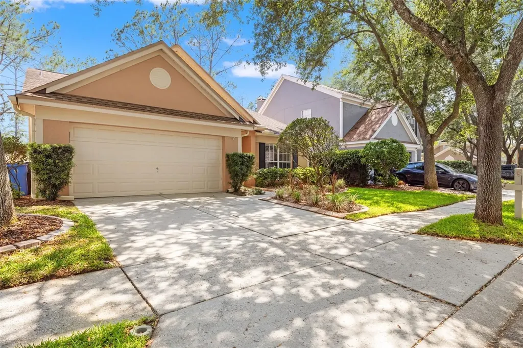 9403 Willow Cove Court Tampa FL 33647