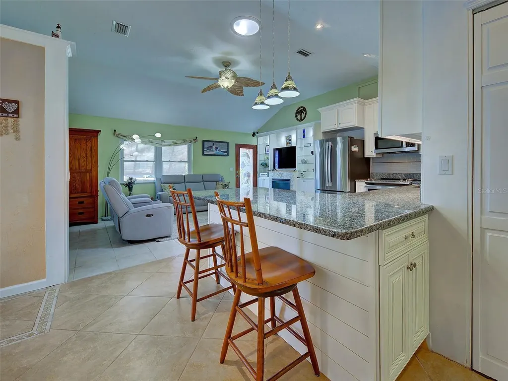 4527 103rd Street W Bradenton FL 34210