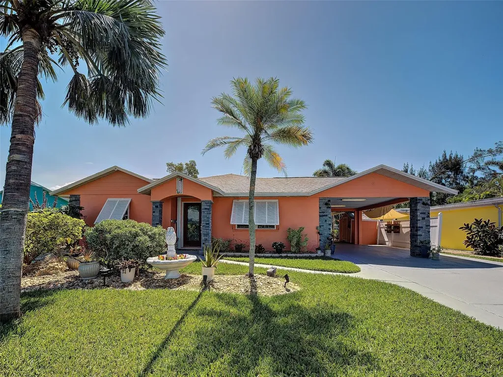 4527 103rd Street W Bradenton FL 34210