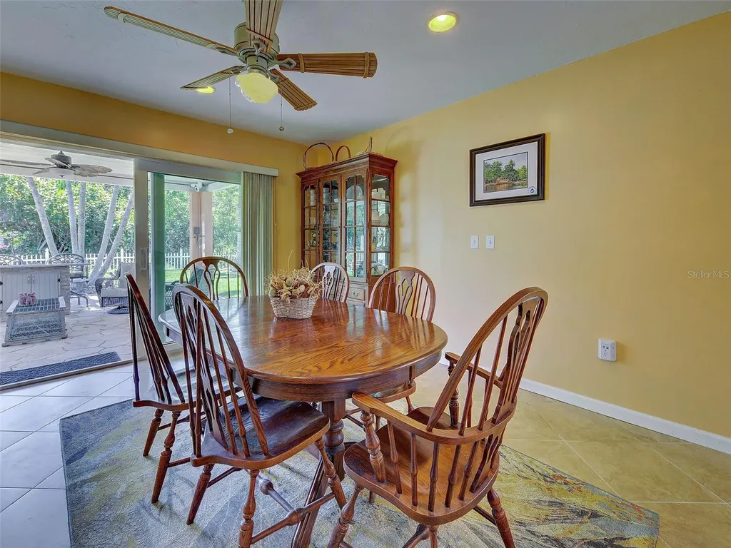 4527 103rd Street W Bradenton FL 34210