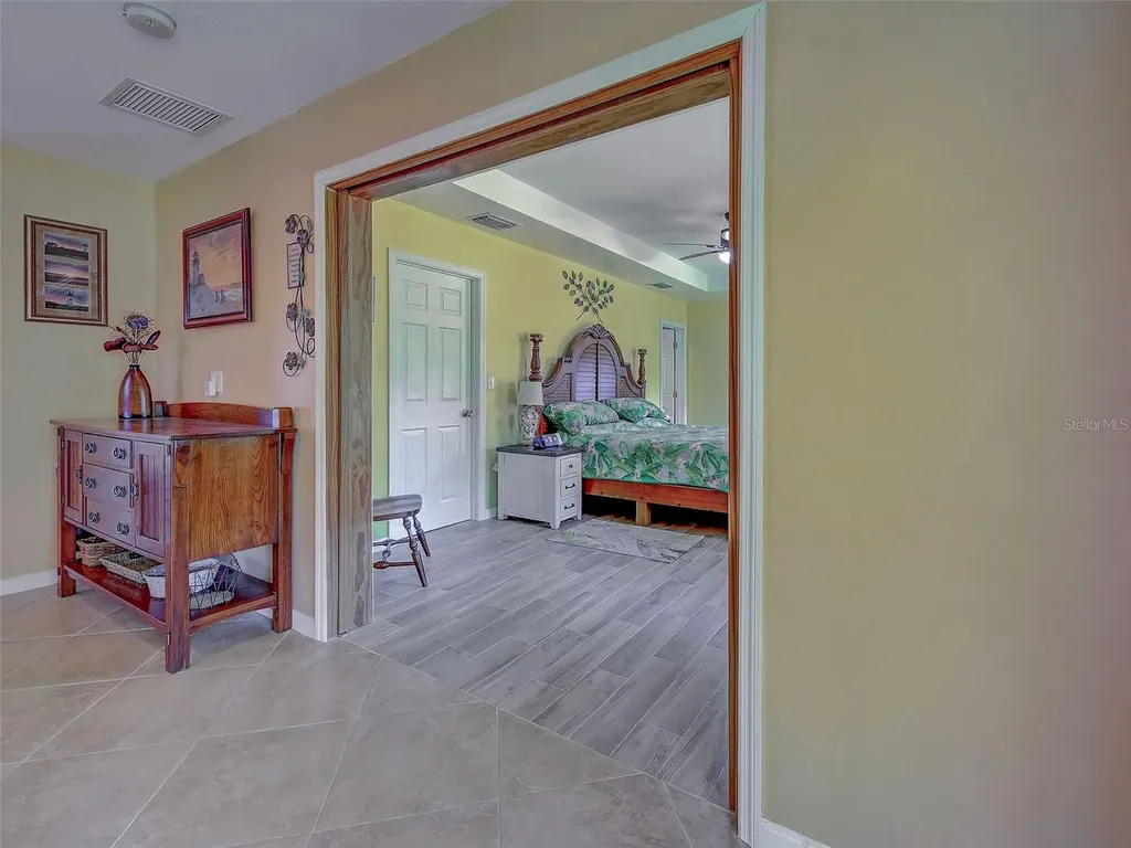 4527 103rd Street W Bradenton FL 34210
