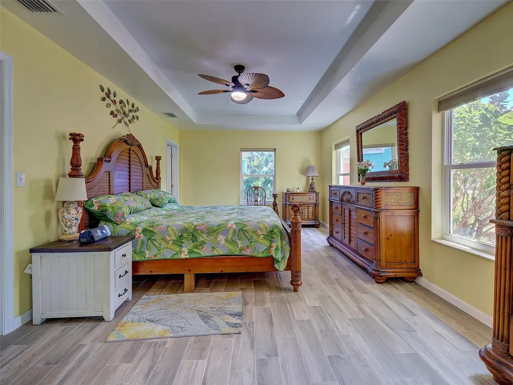 4527 103rd Street W Bradenton FL 34210
