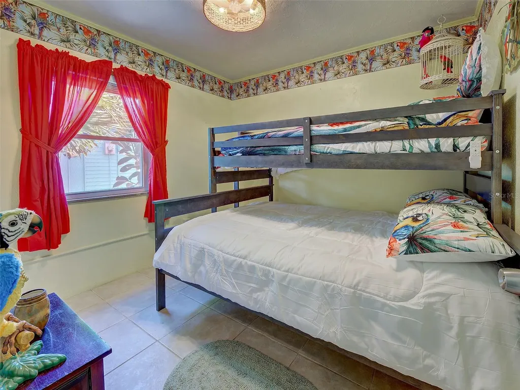 4527 103rd Street W Bradenton FL 34210