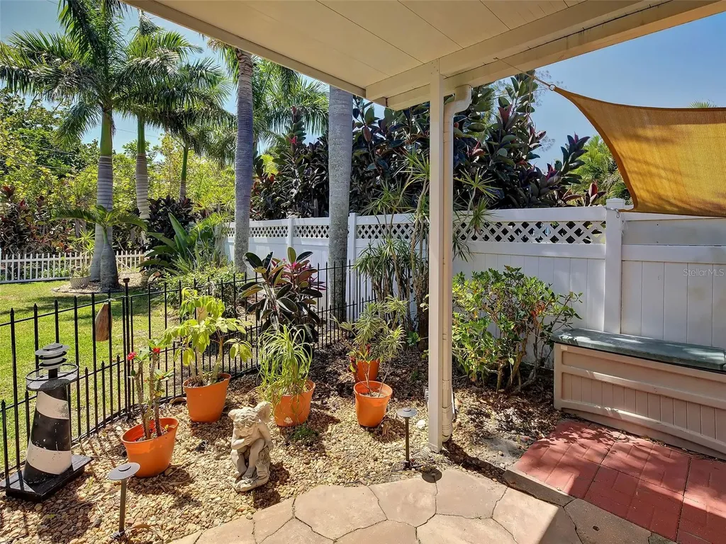 4527 103rd Street W Bradenton FL 34210
