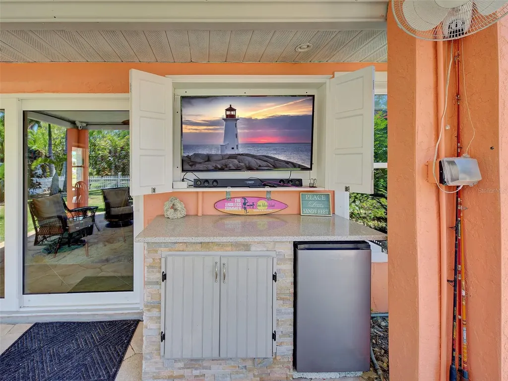 4527 103rd Street W Bradenton FL 34210