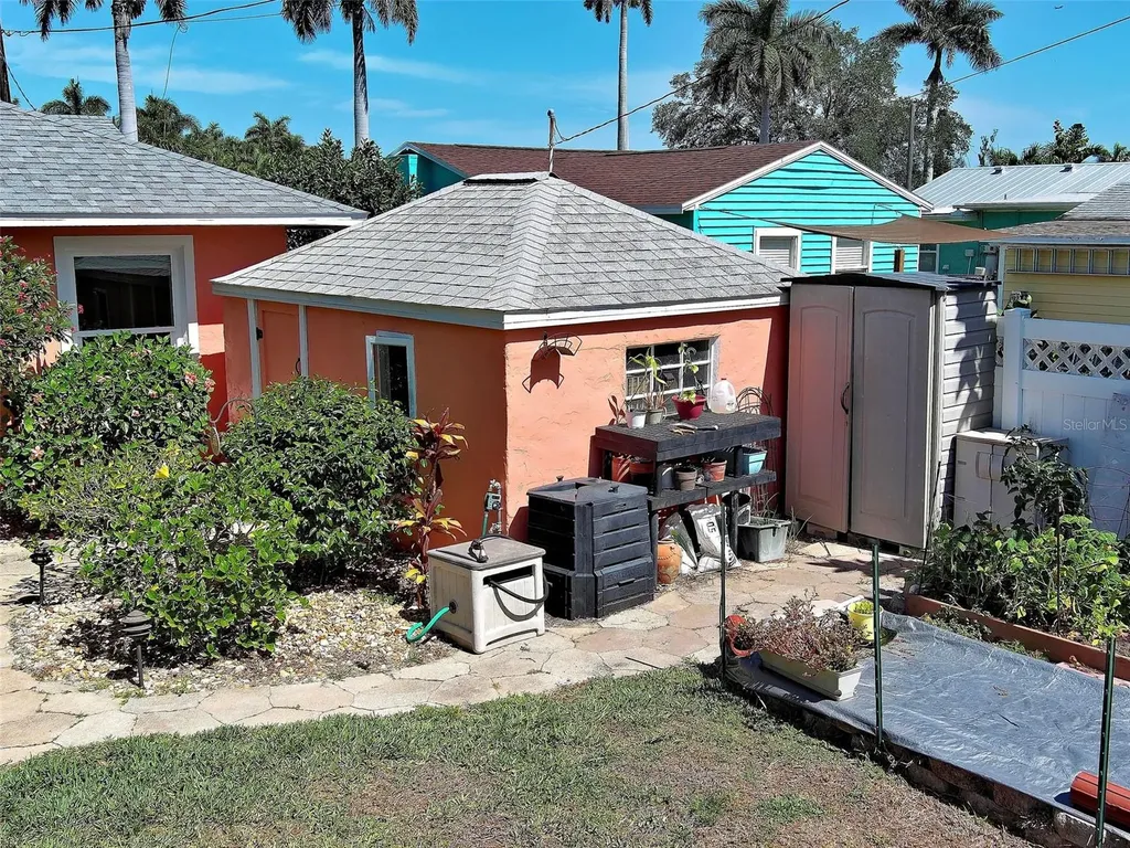 4527 103rd Street W Bradenton FL 34210