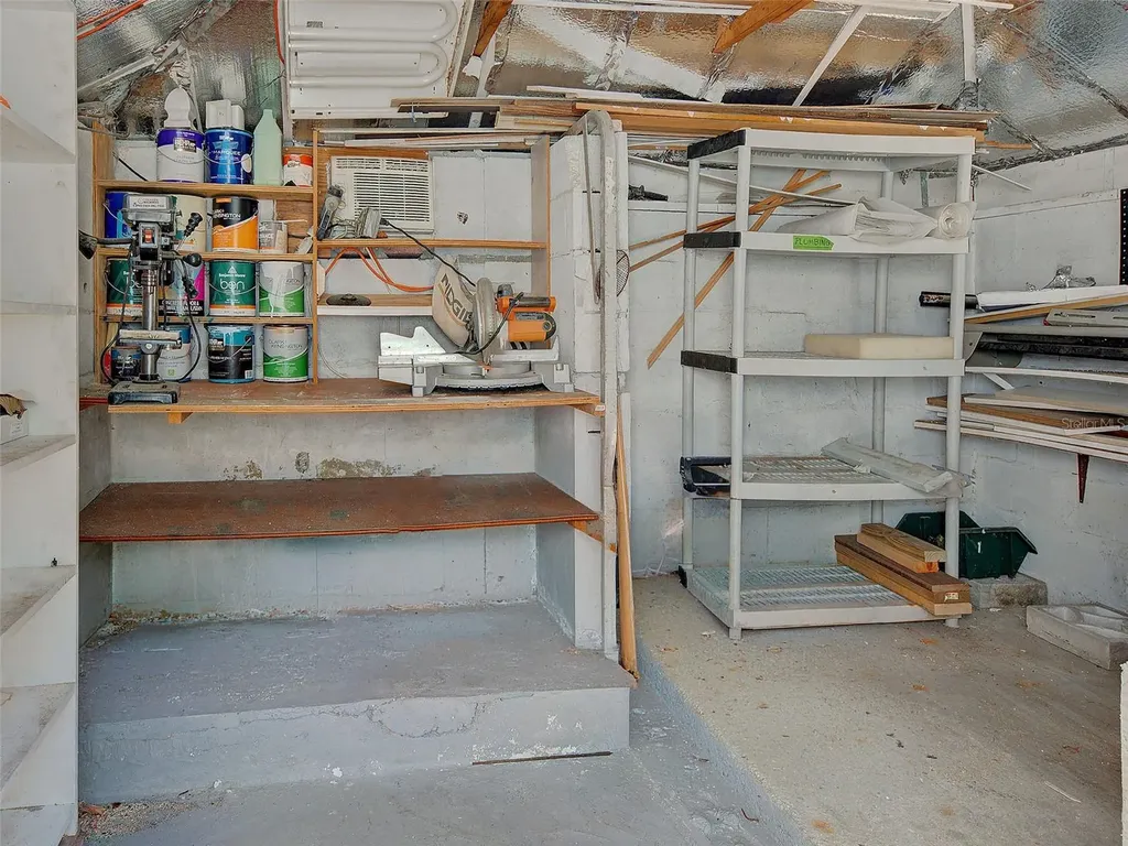4527 103rd Street W Bradenton FL 34210
