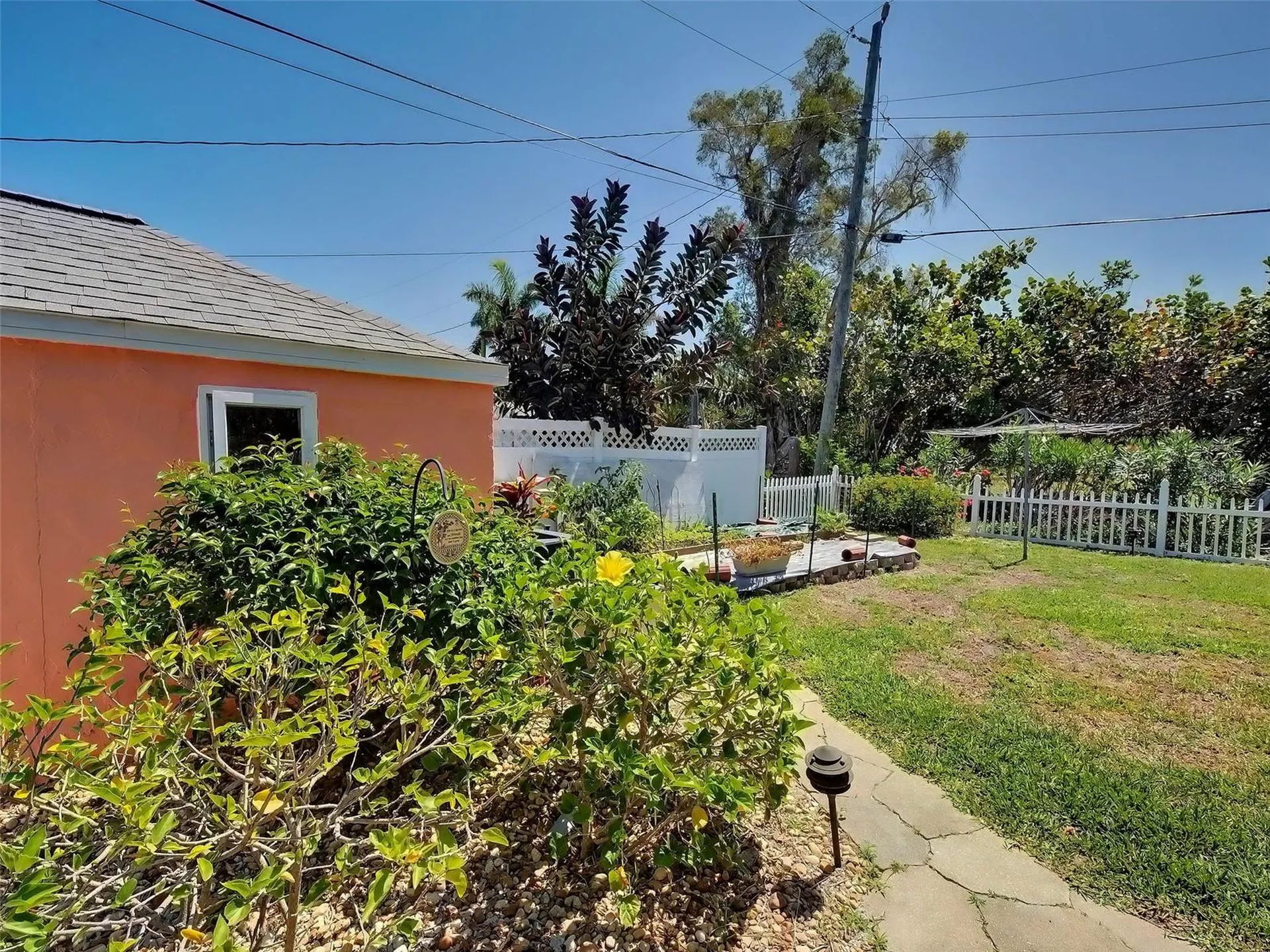 4527 103rd Street W Bradenton FL 34210