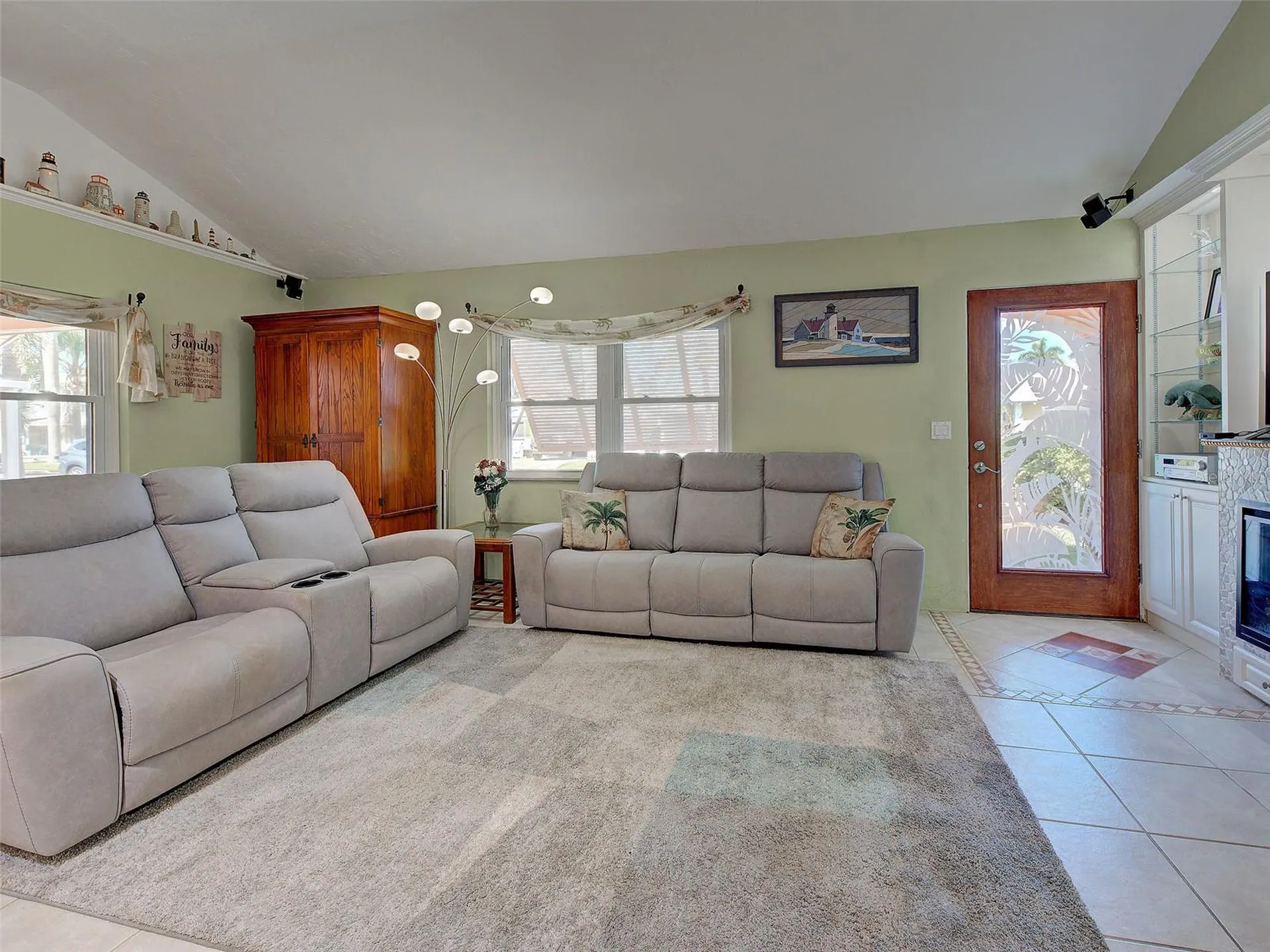 4527 103rd Street W Bradenton FL 34210