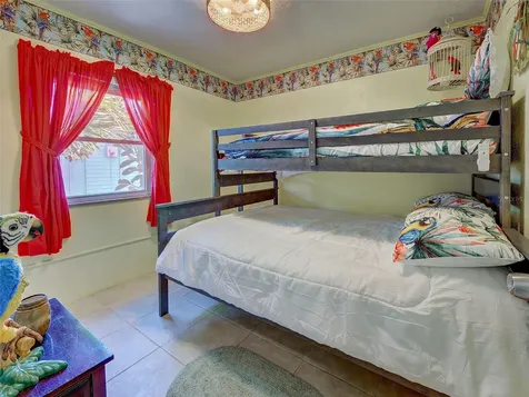 4527 103rd Street W Bradenton FL 34210