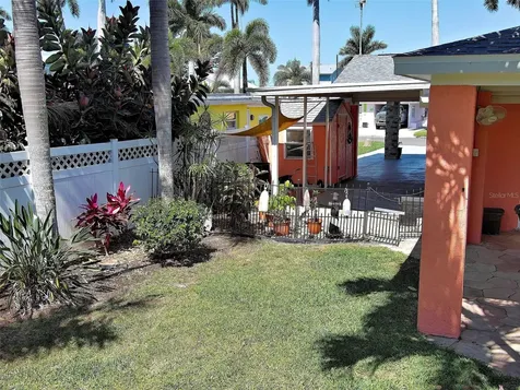 4527 103rd Street W Bradenton FL 34210