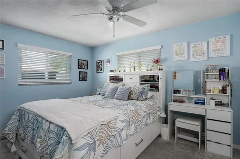6232 33rd Avenue N St Petersburg FL 33710
