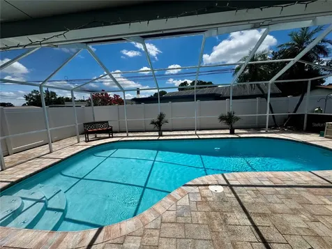 6232 33rd Avenue N St Petersburg FL 33710
