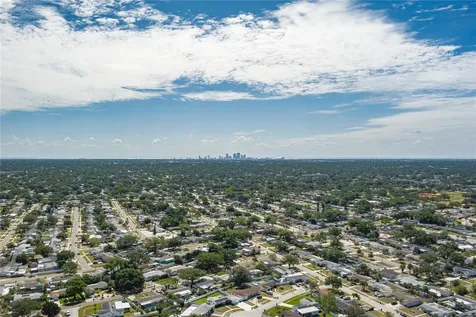 6232 33rd Avenue N St Petersburg FL 33710