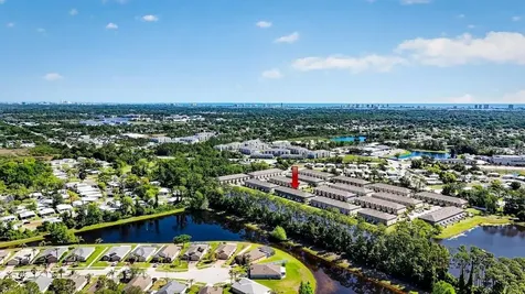 28 Bella Lago Circle Port Orange FL 32129