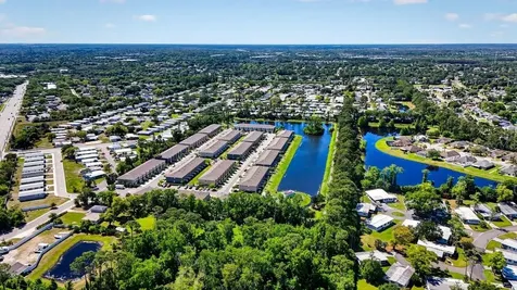 28 Bella Lago Circle Port Orange FL 32129