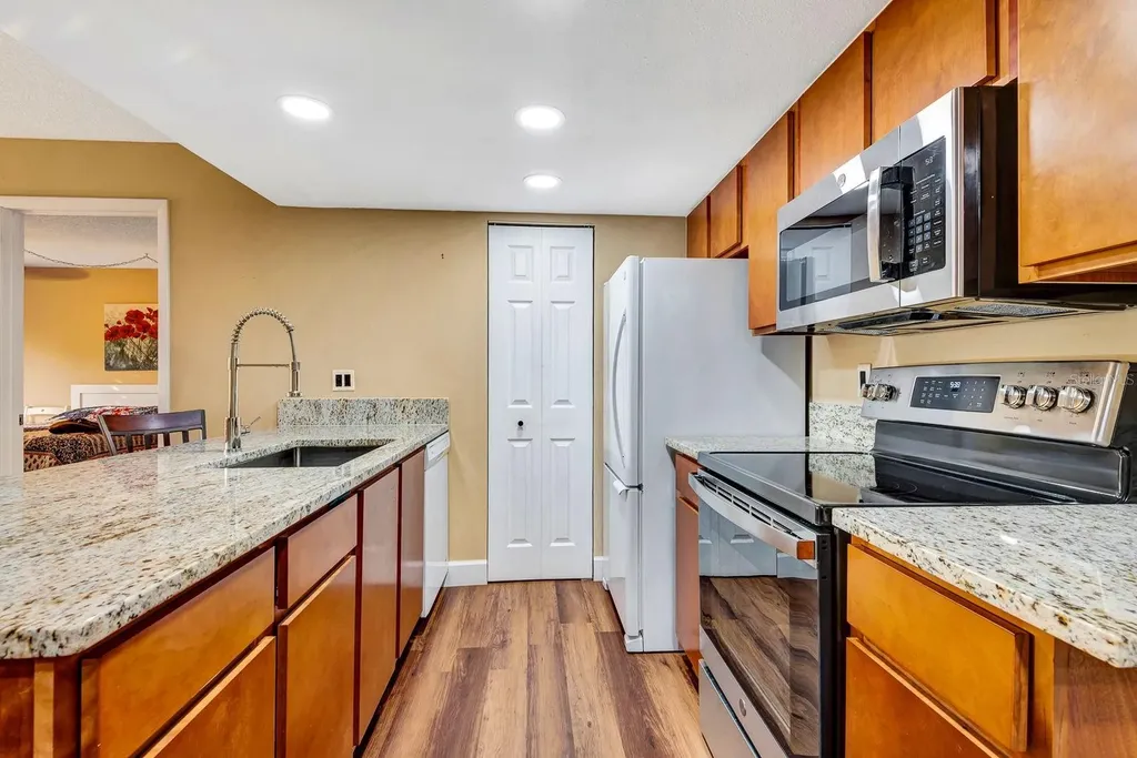2721 72nd Street Court W Bradenton FL 34209