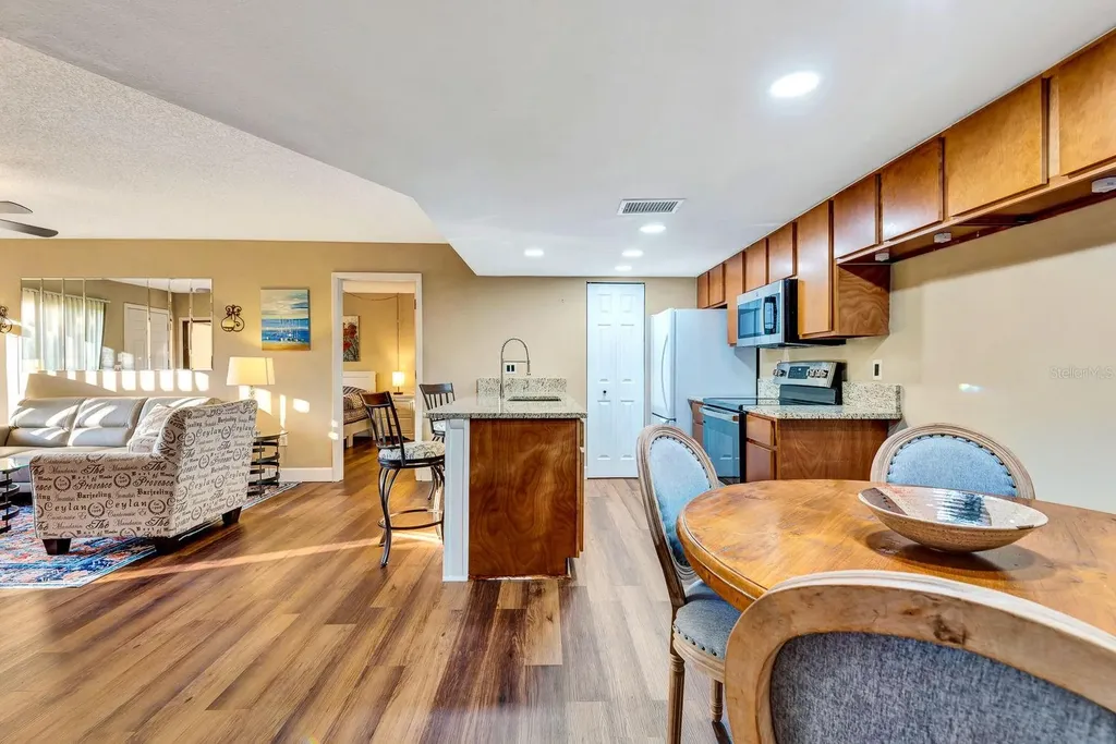 2721 72nd Street Court W Bradenton FL 34209