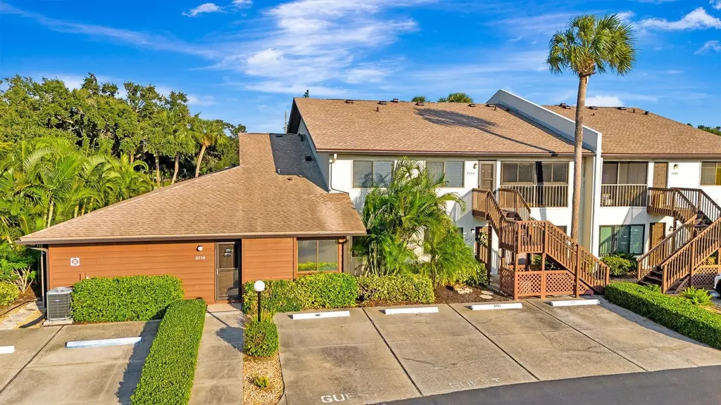2721 72nd Street Court W Bradenton FL 34209