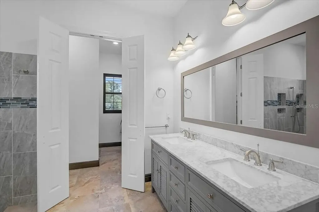 113 Burney Road Osprey FL 34229