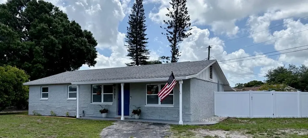 9091 83rd Way Seminole FL 33777