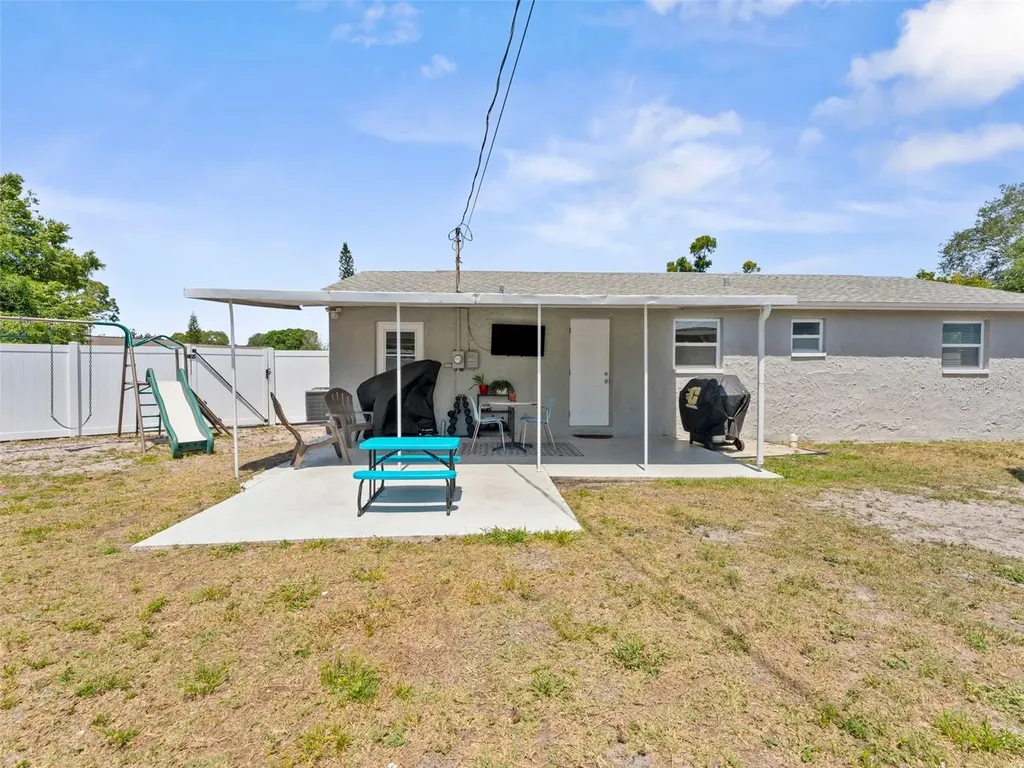 9091 83rd Way Seminole FL 33777